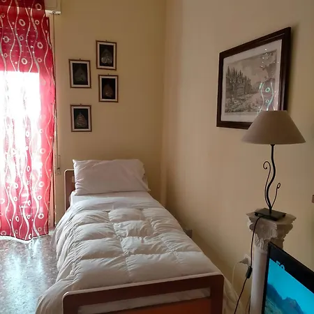 Sleep In Sicily * Syracuse