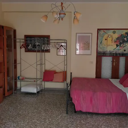 Sleep In Sicily * Syracuse